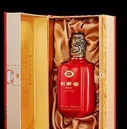 这些剑南春珍品,据说只有不到1 的人见过